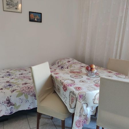 Apartments Josi - Parking And Barbecue Grebaštica Εξωτερικό φωτογραφία